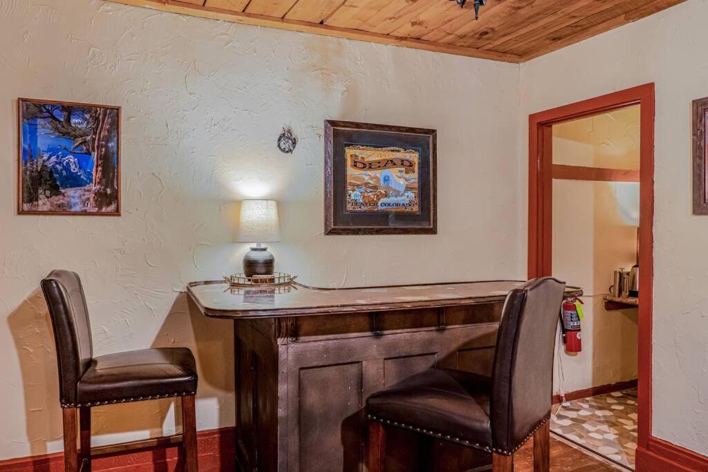 Cliff House Lodge And Hot Tub Cottages Morrison Extérieur photo