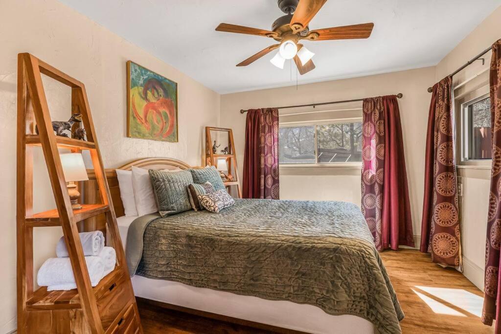 Cliff House Lodge And Hot Tub Cottages Morrison Extérieur photo