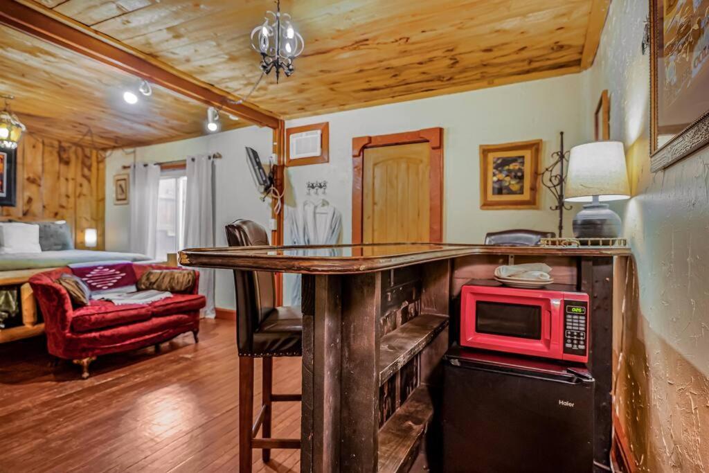 Cliff House Lodge And Hot Tub Cottages Morrison Extérieur photo