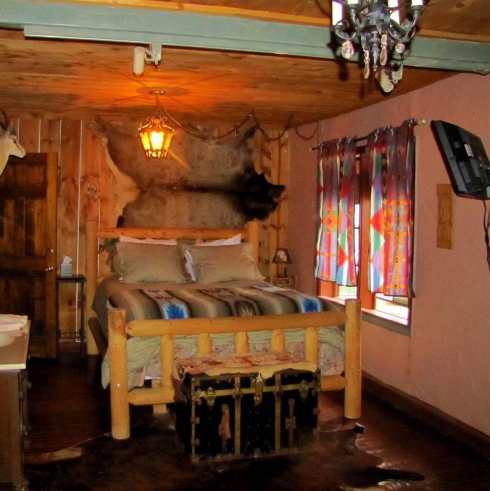 Cliff House Lodge And Hot Tub Cottages Morrison Extérieur photo